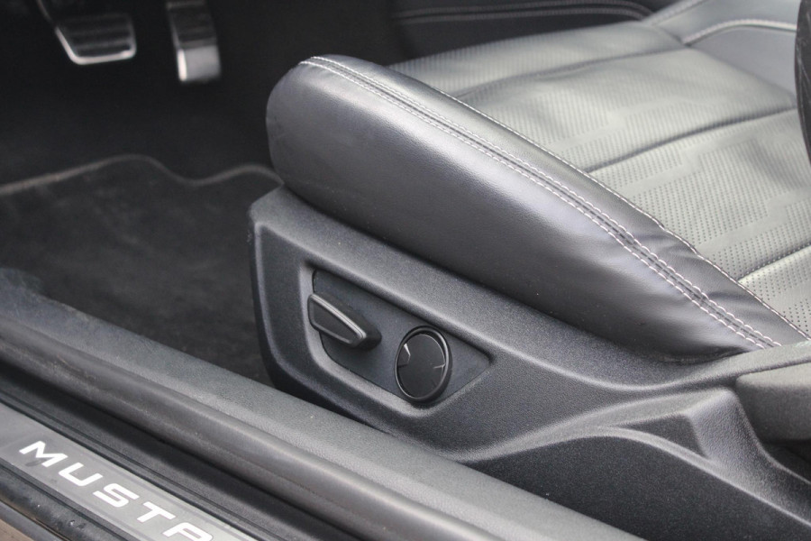 Ford Mustang Convertible 5.0 V8 GT 450pk | EU versie | Voorstoelen verwarmd en geventileerd | Bang&Olufsen | Achteruitrijcamera | Adaptive cruise control