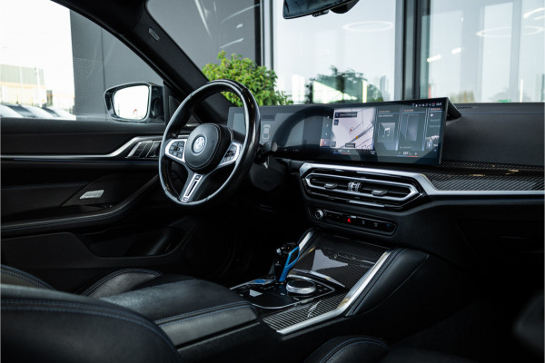 BMW i4 M50 High Executive 84 kWh - M Sport | Panorama | Carbon | 360 Camera | Sportstoelen