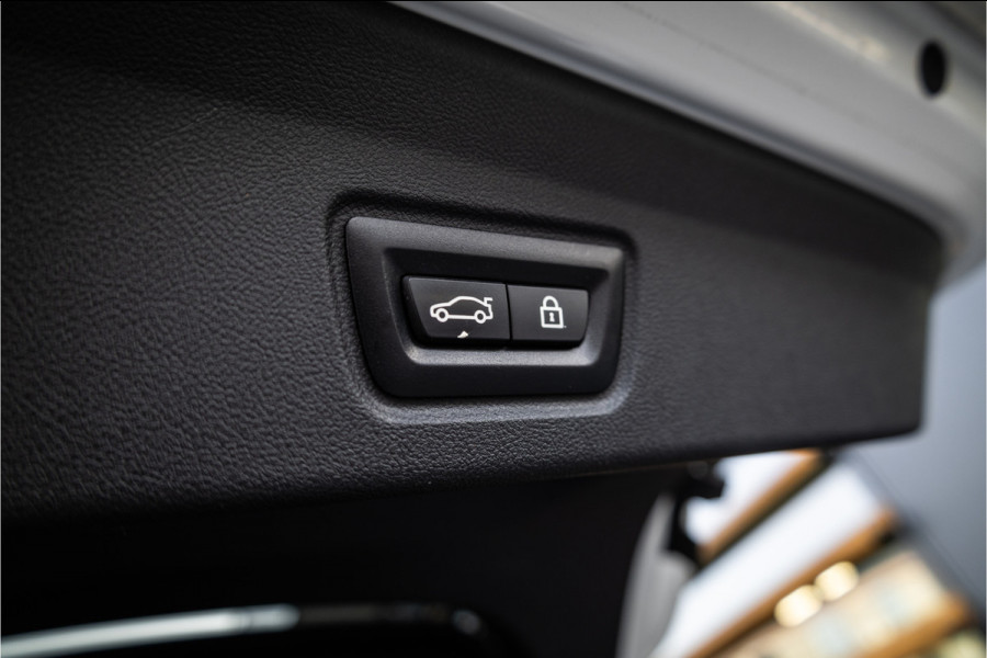 BMW i4 M50 High Executive 84 kWh - M Sport | Panorama | Carbon | 360 Camera | Sportstoelen