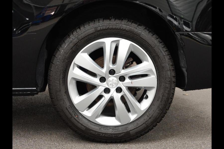 Peugeot Expert 100pk L2H1 Premium Apple Carplay / Android Auto Cruise control Airco DAB+ 3zits Lichtmetalen velgen