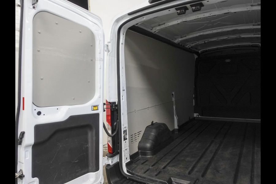 Ford Transit 330 2.0 TDCI L3H2 Trend Automaat Airco Trekhaak Cruise Control