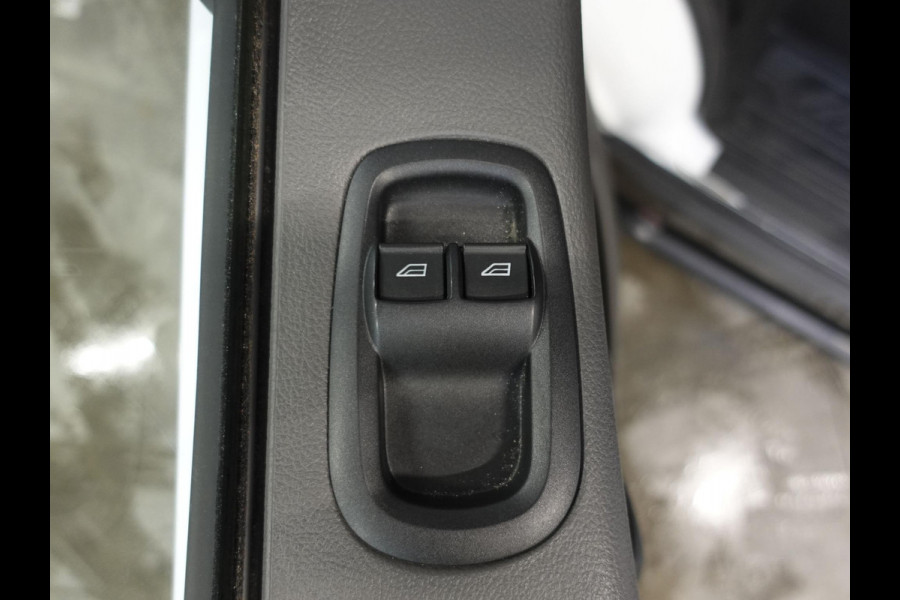 Ford Transit 330 2.0 TDCI L3H2 Trend Automaat Airco Trekhaak Cruise Control