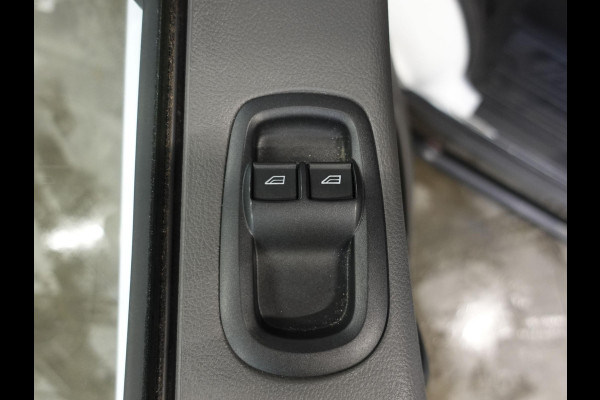 Ford Transit 330 2.0 TDCI L3H2 Trend Automaat Airco Trekhaak Cruise Control