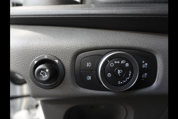Ford Transit 330 2.0 TDCI L3H2 Trend Automaat Airco Trekhaak Cruise Control