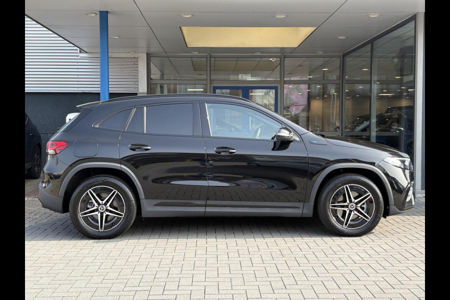 Mercedes-Benz EQA 250 Business Solution AMG 67 kWh | 42500 km | Stoelverwarming | Dodehoeksensoren | Camera |