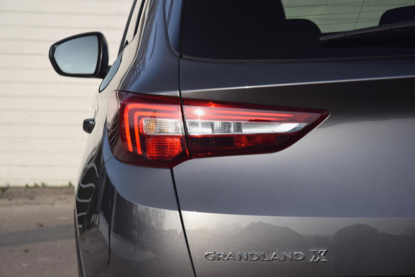 Opel Grandland X 1.2 Turbo Business Edition COMFORTSTOELEN/CAMERA/APPLE CARPLAY