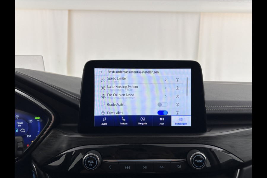 Ford Kuga 2.5 PHEV Vignale (Plug-In) (INCL-BTW) Aut. *HEAD-UP | LEATHER | DIGI-COCKPIT | FULL-LED | KEYLESS | DAB | CARPLAY | NAVI-FULLMAP | MEMORY-PACK | HEATED-COMFORTSEATS | PRIVACYGLASS | TOWBAR | 18''ALU*