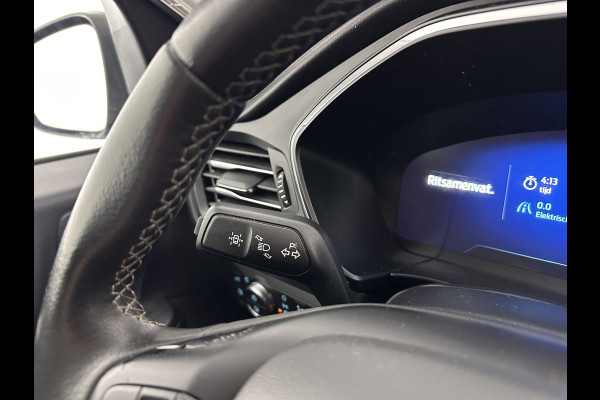 Ford Kuga 2.5 PHEV Vignale (Plug-In) (INCL-BTW) Aut. *HEAD-UP | LEATHER | DIGI-COCKPIT | FULL-LED | KEYLESS | DAB | CARPLAY | NAVI-FULLMAP | MEMORY-PACK | HEATED-COMFORTSEATS | PRIVACYGLASS | TOWBAR | 18''ALU*