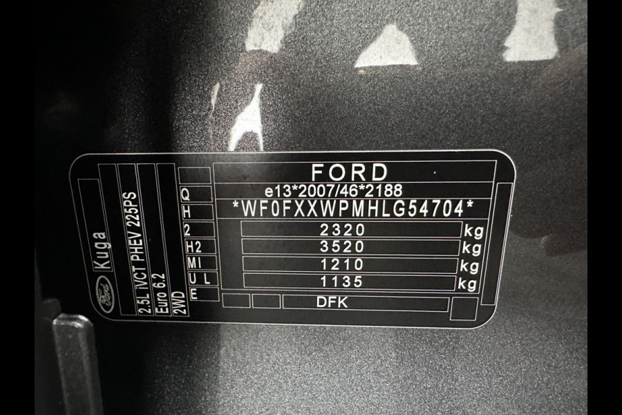 Ford Kuga 2.5 PHEV Vignale (Plug-In) (INCL-BTW) Aut. *HEAD-UP | LEATHER | DIGI-COCKPIT | FULL-LED | KEYLESS | DAB | CARPLAY | NAVI-FULLMAP | MEMORY-PACK | HEATED-COMFORTSEATS | PRIVACYGLASS | TOWBAR | 18''ALU*