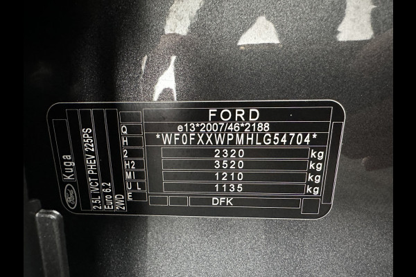 Ford Kuga 2.5 PHEV Vignale (Plug-In) (INCL-BTW) Aut. *HEAD-UP | LEATHER | DIGI-COCKPIT | FULL-LED | KEYLESS | DAB | CARPLAY | NAVI-FULLMAP | MEMORY-PACK | HEATED-COMFORTSEATS | PRIVACYGLASS | TOWBAR | 18''ALU*