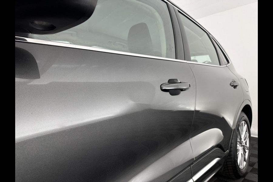 Ford Kuga 2.5 PHEV Vignale (Plug-In) (INCL-BTW) Aut. *HEAD-UP | LEATHER | DIGI-COCKPIT | FULL-LED | KEYLESS | DAB | CARPLAY | NAVI-FULLMAP | MEMORY-PACK | HEATED-COMFORTSEATS | PRIVACYGLASS | TOWBAR | 18''ALU*