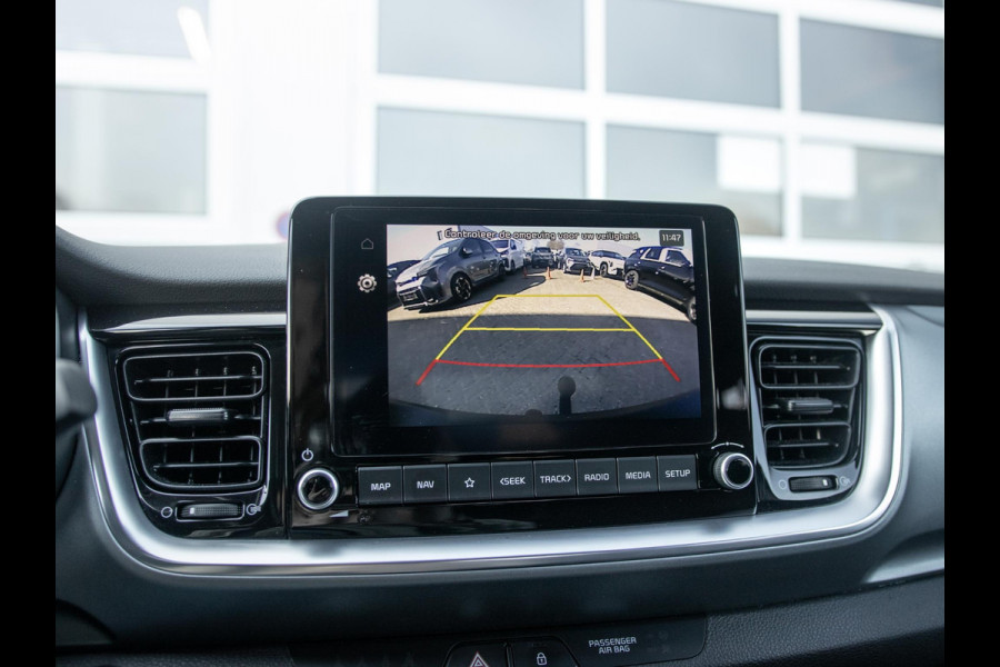 Kia Stonic 1.0 T-GDi MHEV DynamicPlusLine l Automaat l LM velgen l Navigatie l Apple carplay & Android auto l Trekhaak l