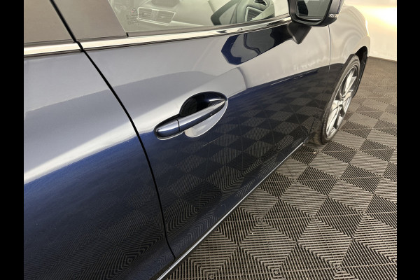 Mazda 3 2.2 SkyActiv-D 150 SkyLease *HEATED-COMFORTSEATS | NAVI-FULLMAP | DAB+ | PRIVACYGLASS | ECC | PDC | CRUISE | 18''ALU*