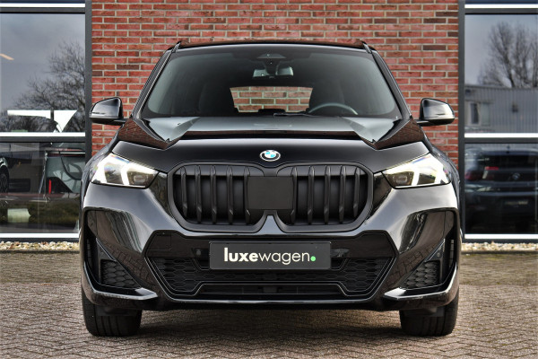 BMW X1 sDrive18i M-Sport Camera ACC-voorber Shadowline Adp-onderstel