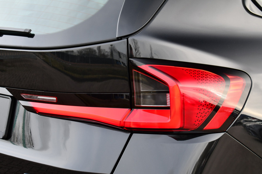 BMW X1 sDrive18i M-Sport Camera ACC-voorber Shadowline Adp-onderstel