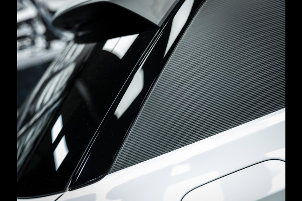 Volkswagen T-Roc 2.0 TSI 4Motion R | Akra | Elektrische stoelen met geheugen | Pano | Stoelverwarming |