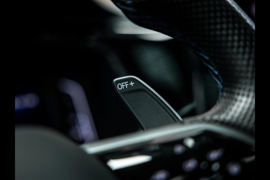 Volkswagen T-Roc 2.0 TSI 4Motion R | Akra | Elektrische stoelen met geheugen | Pano | Stoelverwarming |