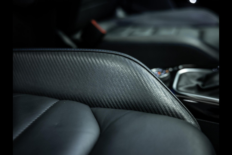 Volkswagen T-Roc 2.0 TSI 4Motion R | Akra | Elektrische stoelen met geheugen | Pano | Stoelverwarming |