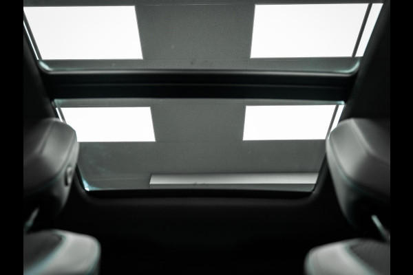 Volkswagen T-Roc 2.0 TSI 4Motion R | Akra | Elektrische stoelen met geheugen | Pano | Stoelverwarming |