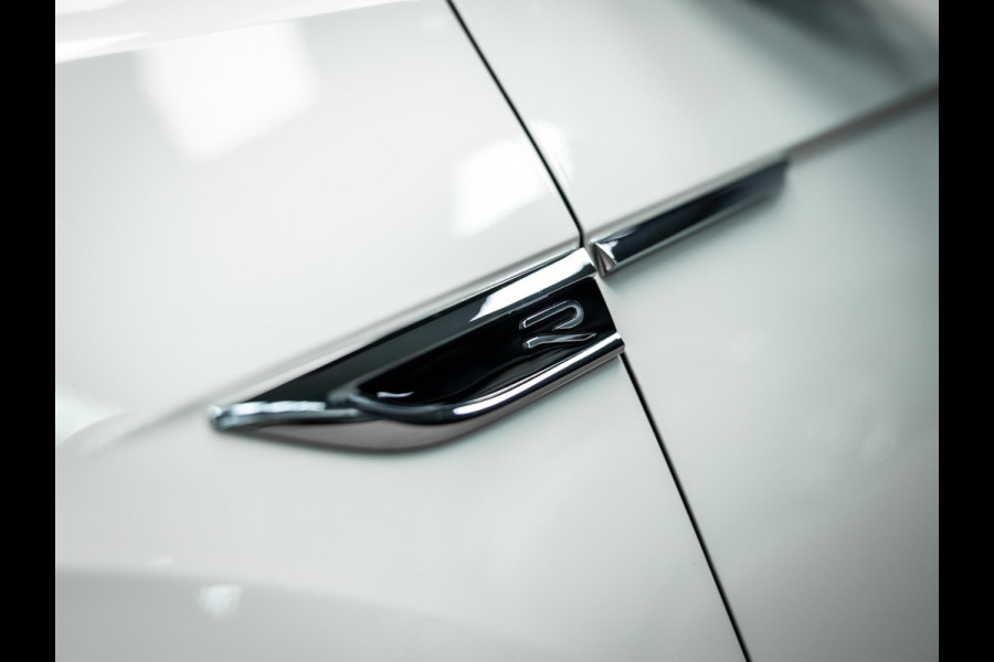 Volkswagen T-Roc 2.0 TSI 4Motion R | Akra | Elektrische stoelen met geheugen | Pano | Stoelverwarming |