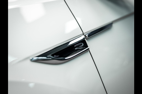 Volkswagen T-Roc 2.0 TSI 4Motion R | Akra | Elektrische stoelen met geheugen | Pano | Stoelverwarming |