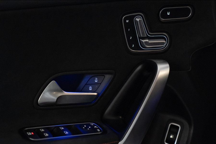 Mercedes-Benz A-Klasse 250 e AMG Line Pano|Memory|Sfeer|Multibeam