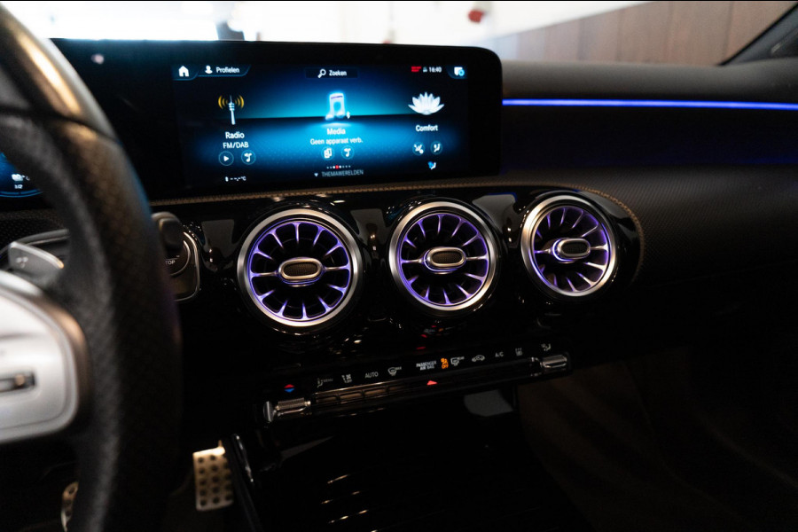 Mercedes-Benz A-Klasse 250 e AMG Line Pano|Memory|Sfeer|Multibeam