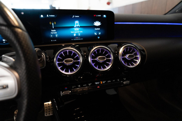 Mercedes-Benz A-Klasse 250 e AMG Line Pano|Memory|Sfeer|Multibeam