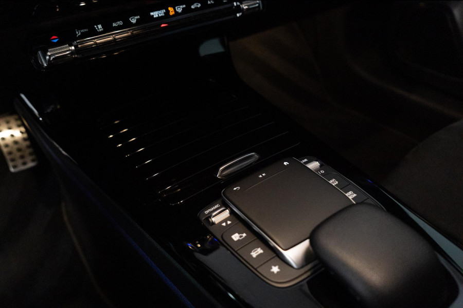 Mercedes-Benz A-Klasse 250 e AMG Line Pano|Memory|Sfeer|Multibeam