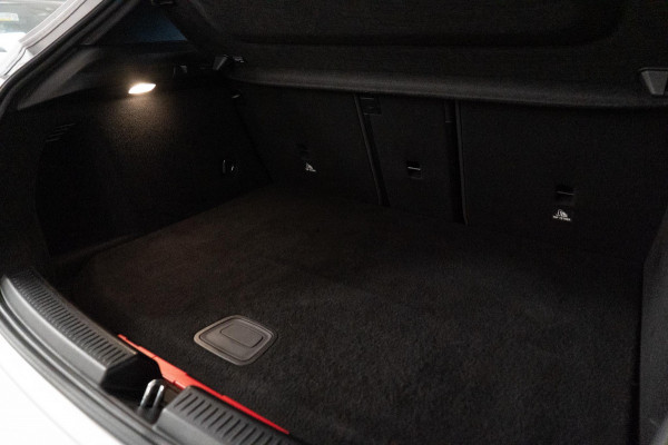 Mercedes-Benz A-Klasse 250 e AMG Line Pano|Memory|Sfeer|Multibeam