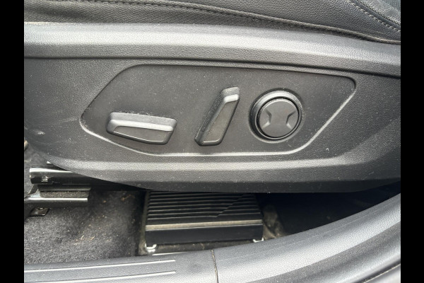 Hyundai Tucson 1.6 T-GDI HEV Premium Sky | SCI | Panoramadak | Afneembare trekhaak | Stoelverwarming/koeling | Camera