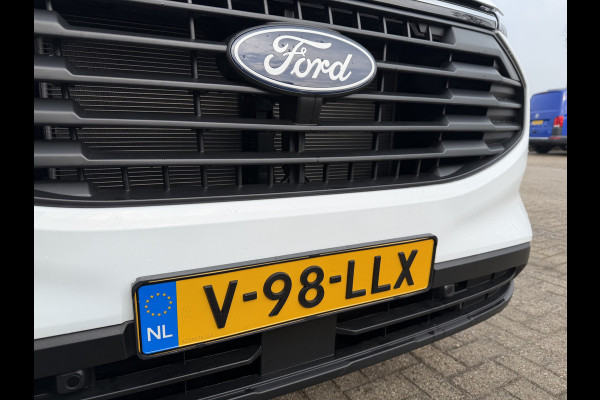 Ford Transit Custom 320 2.0 TDCI L2H1 Trend originele Ford DC 5 persoons / vaste prijs rijklaar € 40.950 ex btw / lease vanaf € 668 / dubbel schuifdeur / isofix / euro 6 diesel / NIEUW bpm vrij / vol opties !