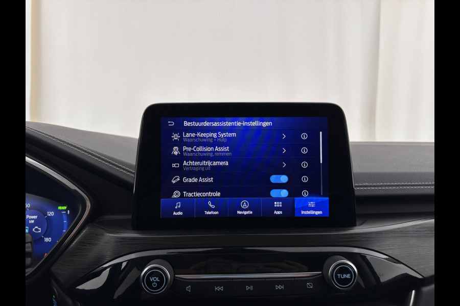 Ford Kuga 2.5 PHEV Vignale (Plug-In) (INCL-BTW) Aut. *LEATHER | DIGI-COCKPIT | FULL-LED | KEYLESS | CAMERA | DAB | CARPLAY | NAVI-FULLMAP | MEMORY-PACK | HEATED-COMFORTSEATS | PRIVACYGLASS | TOWBAR | LANE-ASSIST | 18''ALU*