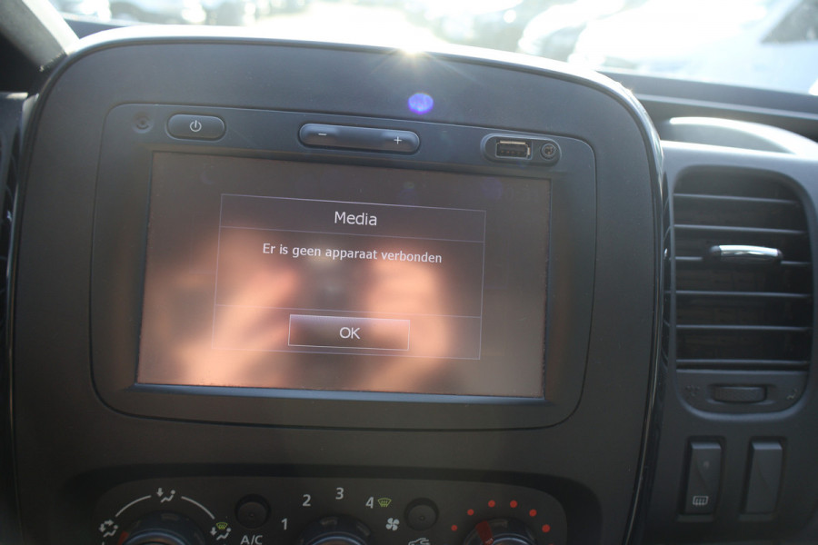 Opel Vivaro 1.6 CDTI L2 H2 Airco Navigatie Trekhaak Imperiaal