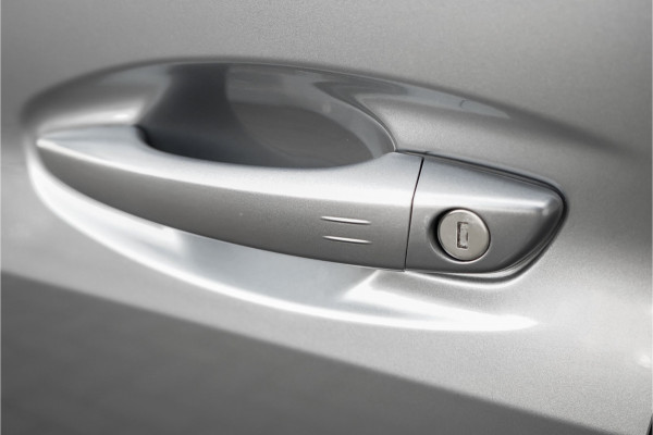 Peugeot 208 1.2 PureTech Allure ACC Virtual Cockpit Camera