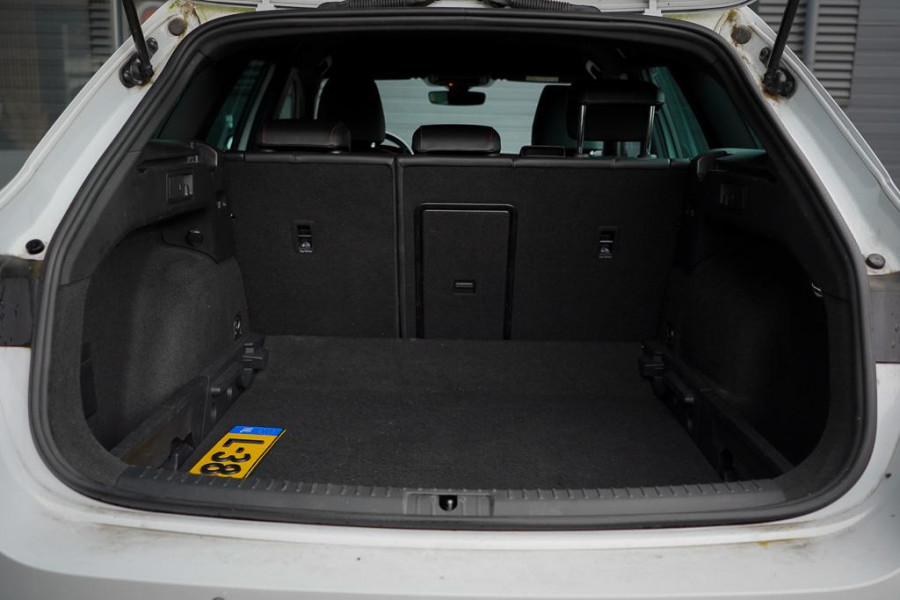 Seat Leon Sportstourer 1.5 eTSI FR / Aut / Clima / Carplay / Stoel&stuurverwarming / Incl BTW