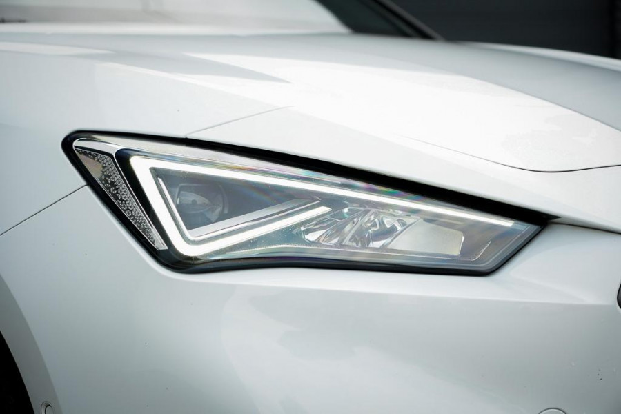 Seat Leon Sportstourer 1.5 eTSI FR / Aut / Clima / Carplay / Stoel&stuurverwarming / Incl BTW