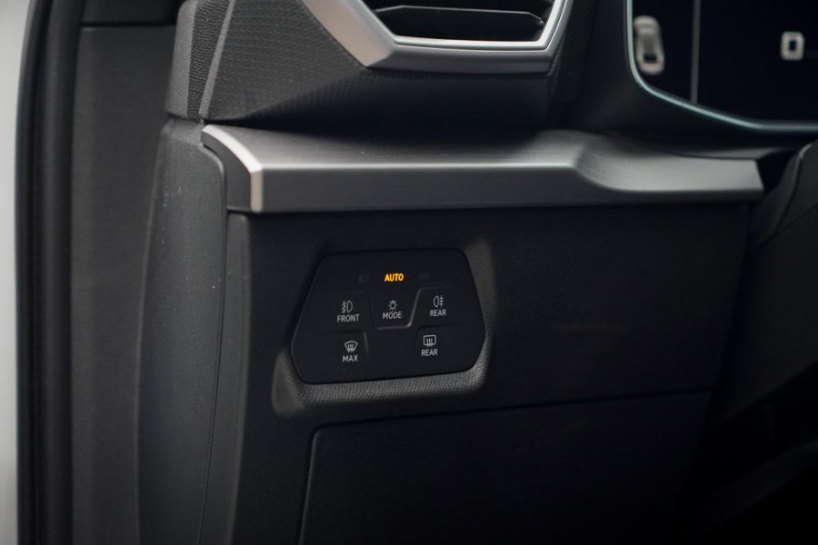 Seat Leon Sportstourer 1.5 eTSI FR / Aut / Clima / Carplay / Stoel&stuurverwarming / Incl BTW