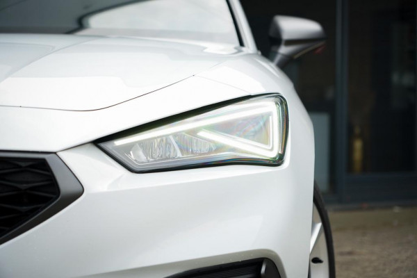 Seat Leon Sportstourer 1.5 eTSI FR / Aut / Clima / Carplay / Stoel&stuurverwarming / Incl BTW