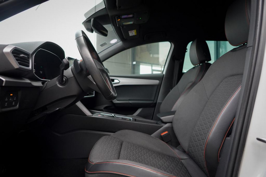 Seat Leon Sportstourer 1.5 eTSI FR / Aut / Clima / Carplay / Stoel&stuurverwarming / Incl BTW