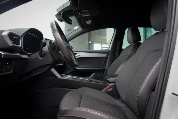 Seat Leon Sportstourer 1.5 eTSI FR / Aut / Clima / Carplay / Stoel&stuurverwarming / Incl BTW