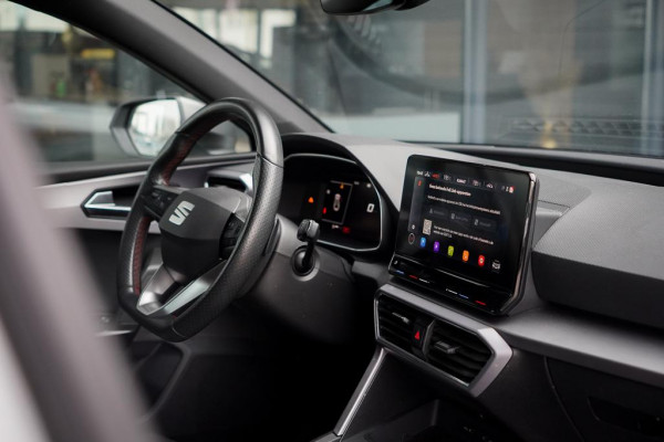 Seat Leon Sportstourer 1.5 eTSI FR / Aut / Clima / Carplay / Stoel&stuurverwarming / Incl BTW