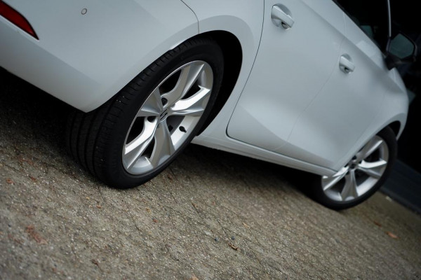 Seat Leon Sportstourer 1.5 eTSI FR / Aut / Clima / Carplay / Stoel&stuurverwarming / Incl BTW