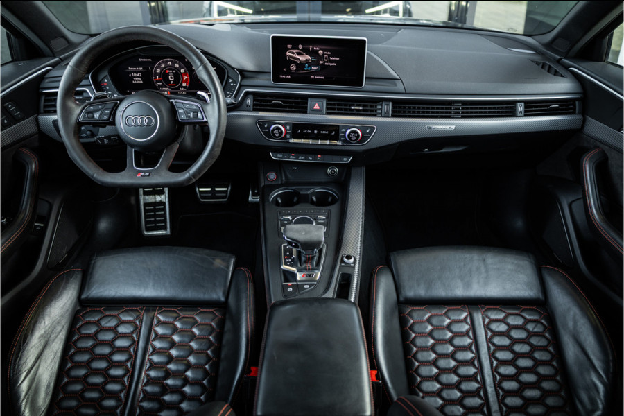 Audi RS4 Avant 2.9 TFSI quattro - Panorama | B&O | Massage | Sport Design Pakket