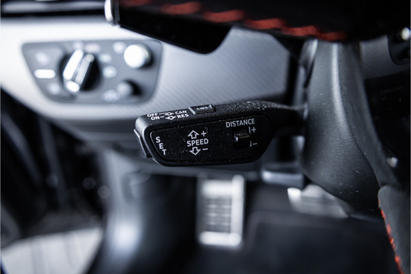 Audi RS4 Avant 2.9 TFSI quattro - Panorama | B&O | Massage | Sport Design Pakket