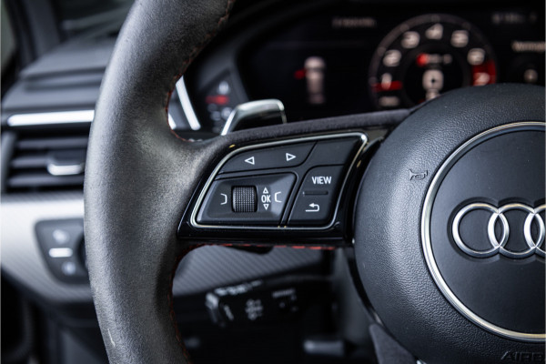 Audi RS4 Avant 2.9 TFSI quattro - Panorama | B&O | Massage | Sport Design Pakket