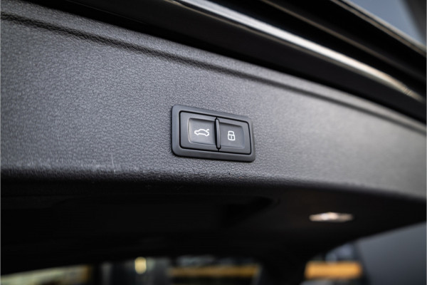 Audi RS4 Avant 2.9 TFSI quattro - Panorama | B&O | Massage | Sport Design Pakket