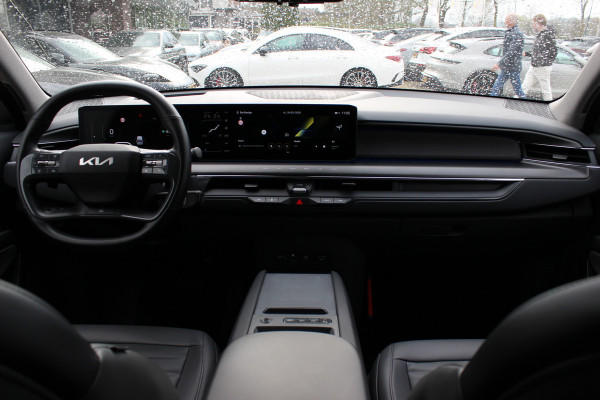 Kia EV9 Launch Edition 99.8 kWh / SoH 98,8% / 360Camera / Head-up / Leder / Keyless / Sfeerverlichting / 19'' / Warmtepomp / Stoelventilatie+Verwarming 4x / Dodehoek / Stoelverwarming / Dodehoek / DAB / ACC