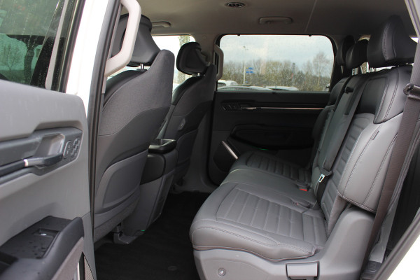 Kia EV9 Launch Edition 99.8 kWh / SoH 98,8% / 360Camera / Head-up / Leder / Keyless / Sfeerverlichting / 19'' / Warmtepomp / Stoelventilatie+Verwarming 4x / Dodehoek / Stoelverwarming / Dodehoek / DAB / ACC