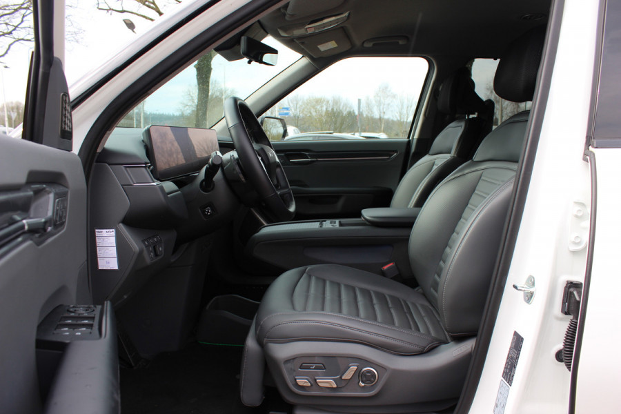 Kia EV9 Launch Edition 99.8 kWh / SoH 98,8% / 360Camera / Head-up / Leder / Keyless / Sfeerverlichting / 19'' / Warmtepomp / Stoelventilatie+Verwarming 4x / Dodehoek / Stoelverwarming / Dodehoek / DAB / ACC